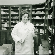 Skan Negatywu, Lublinianka roku 1972, 1 &ndash; 3 Kamila Kędzierska Apteka Nr 5, 6 &ndash; 9 Zofia Zakrzewska dzielnica Zadebie