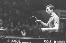 Andrzej Grubba w czasie międzynarodowego meczu tenisa stołowego w Lublinie