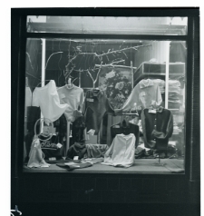 Skan Negatywu, 1 &ndash; 17 Składanie wieńc&oacute;w na Placu Litewskim w 43 rocznicę wybuchu II wojny światowej, 18 &ndash; 30 Rozpoczęcie roku szkolnego