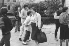 Pr&oacute;ba pobicia rekordu Guinessa w ilości uścisk&oacute;w dłoni