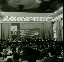 Skan Negatywu, 1 - 12 XVI Miejska Konferencja Sprawozdawczo-Wyborcza PZPR w obrach konferencji uczestniczył członek Biura Politycznego KC PZPR wicepremier Mieczysław Jagielski