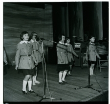 Skan Negatywu, 1 - 12 Koncert z lilijką