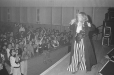 Skan Negatywu, Sygantura 6823