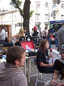 St&oacute;ł Poezji przy centurm handlowym PLAZA