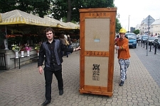 Stół Poezji przy Parku Saskim