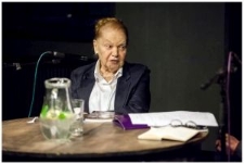 dop&oacute;ki dźwięki gubią czas - Julia Hartwig w rozmowie poetyckiej z Piotrem Matywieckim