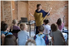 Spotkanie z bajkopisarką Grażyną Lutosławską