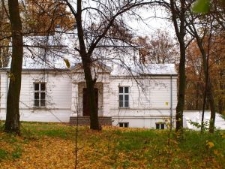 Dw&oacute;r w Snopkowie