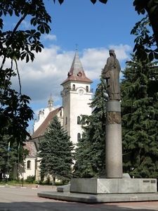 Rohatyn, pomnik Roksolany