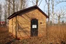 Ohel cadyka Szlomo Jehudy Lejb Łęcznera na cmentarzu żydowskim w Łęcznej