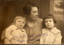 Janina Bielska z dziećmi - Hanią i Mieciem