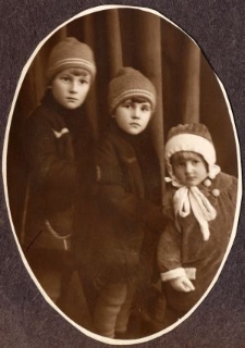 Dzieci Państwa Augustowicz&oacute;w