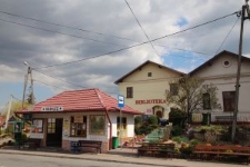 The synagogue in Niebylec, currently a library