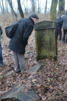 Nagrobek na cmentarzu żydowskim w Międzyrzecu Podlaskim