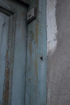 Ślad po mezuzie w Międzyrzecu Podlaskim w domu przy ulicy Granicznej 3