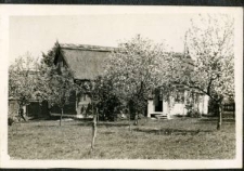 Podw&oacute;rze domu Palucha w Osmolicach