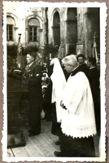 Pod katedrą - gł&oacute;wne miejsce uroczystości