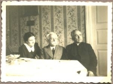 Rodzina Koziejowskich z wizytą na plebanii w Klementowicach