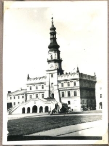 Ratusz na Rynku Gł&oacute;wnym w Zamościu