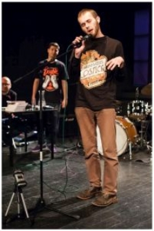 Slam poetycki w Sali Czarnej Ośrodka "Brama Grodzka-Teatr NN"