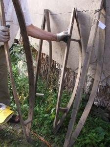 Karnisze łukowe z Domu Szewca Fawki w Wojsławicach