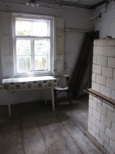 Wnętrze kuchni Domu Szewca Fawki w Wojsławicach