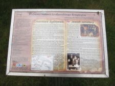 Tablica informacyjna w Knyszynie dotycząca historii cmentarza żydowskiego