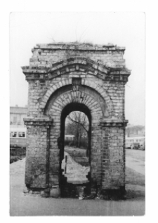 In search of the non-existing city. Urban game: annexes