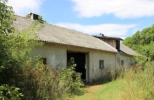 Fragment zabudowań gospodarczych dworu w Polubiczach Dworskich