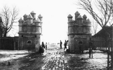 Główna brama miejska w Bereźnem