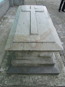 Volodymyr-Volynskyi, tomb of O.Dvernytskoho