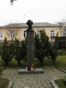 Kremenets, Juliusz Slowacki monument