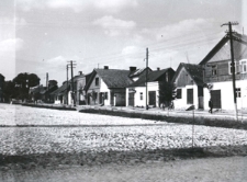 Południowo-zachodnia pierzeja rynku w Szczebrzeszynie