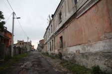 A street along the synagogue in Dubno