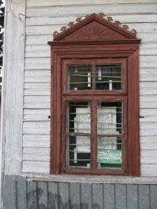 Stolarka drzwiowa i okienna domu drewnianego przy ulicy Świętojańskiej 3 w Siemiatyczach