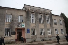 Budynek biblioteki w Rohatynie