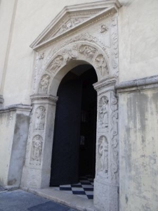 Portal kolegiaty św. Wawrzyńca w Ż&oacute;łkwi