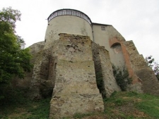 Ostróg, murowana wieża Zamku Książąt Ostrogskich