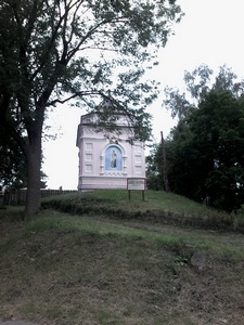 Kapliczka św. Mikołaja w Ostrogu wybudowana na miejscu dawnej drewnianej cerkwii