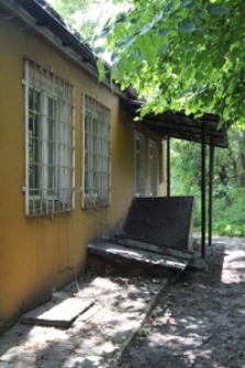 Elewacja tylna harc&oacute;wki przy ul. Sądowej 13 w Szczebrzeszynie