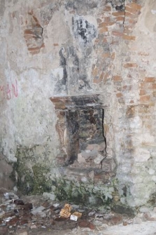 Wnęka po aron ha-kodesh w synagodze w Ostrogu