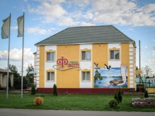 Hotel i kawiarnia przy placu Lenina 1a w Motolu