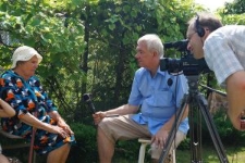 Nagrywanie wywiadu z mieszkanką Indury na potrzeby projektu Shtetl Routes