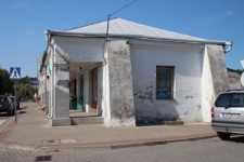 Kramy przy ulicy 3 Maja 12 w Krasnobrodzie, elewacja wschodnia