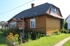 Dom drewniany przy ulicy Sikorskiego 5 w Krasnobrodzie