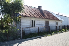 Drewniany dom przy ulicy Jurydyka 18 w Tyszowcach