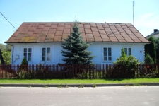 Elewacja frontowa domu przy ulicy Średniej 10 w Tyszowcach