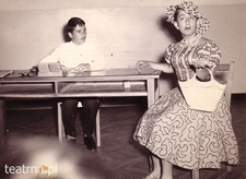 Występy kabaretowe młodzieży z lubelskiego TSKŻ na wyjeździe kolonijnym w Michalinie