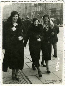Zofia Olszowska, Róża Lutosławska i NN na spacerze