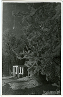 Dw&oacute;r w Moniakach zimą